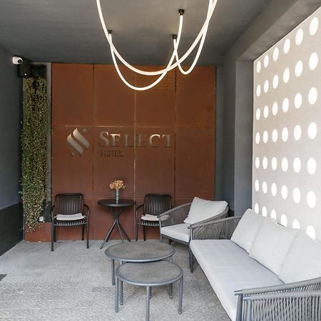 Select Hotel Leopoli Esterno foto