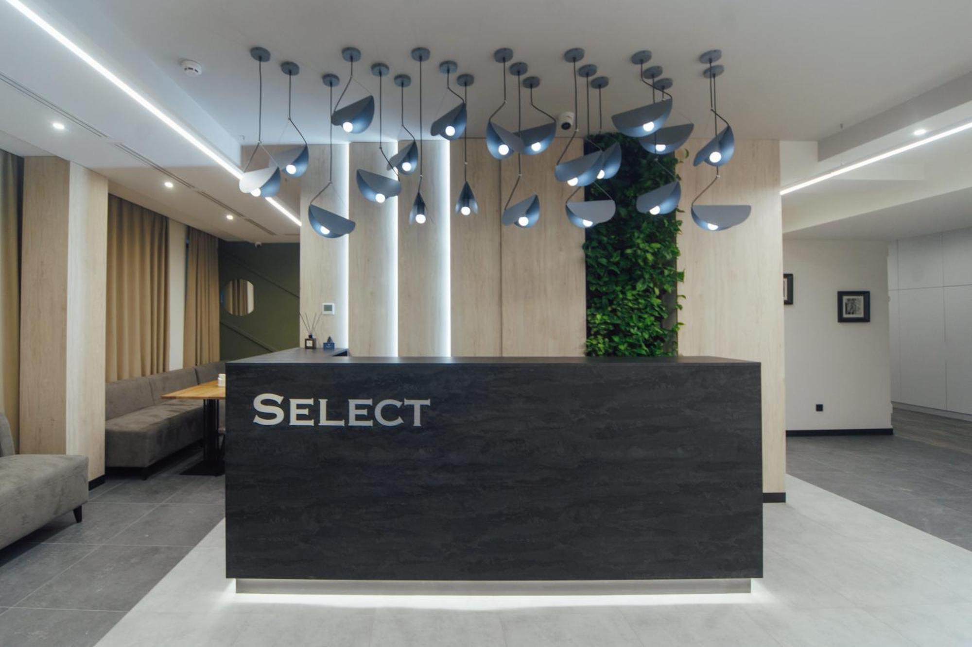 Select Hotel Leopoli Esterno foto
