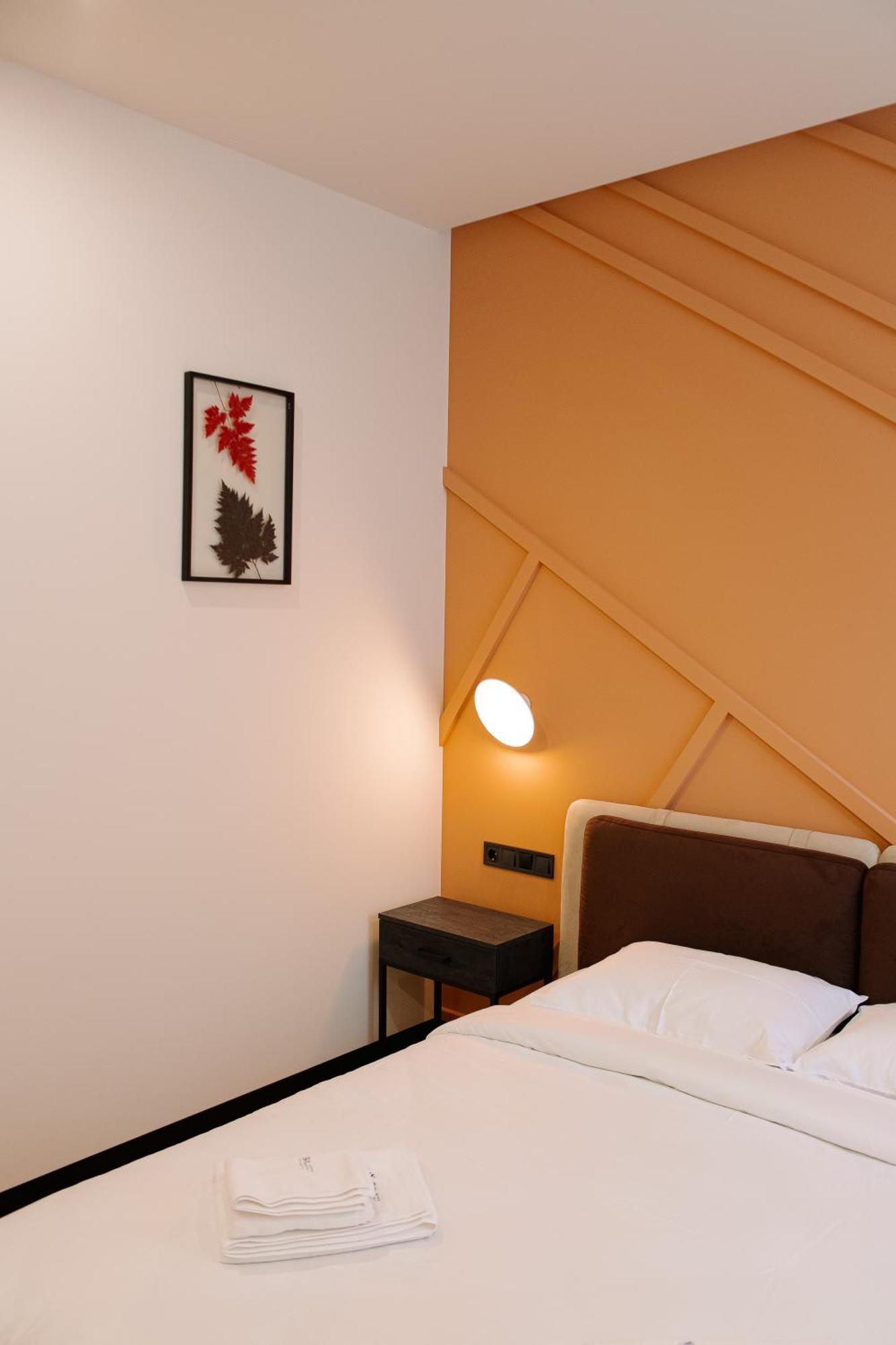 Select Hotel Leopoli Esterno foto