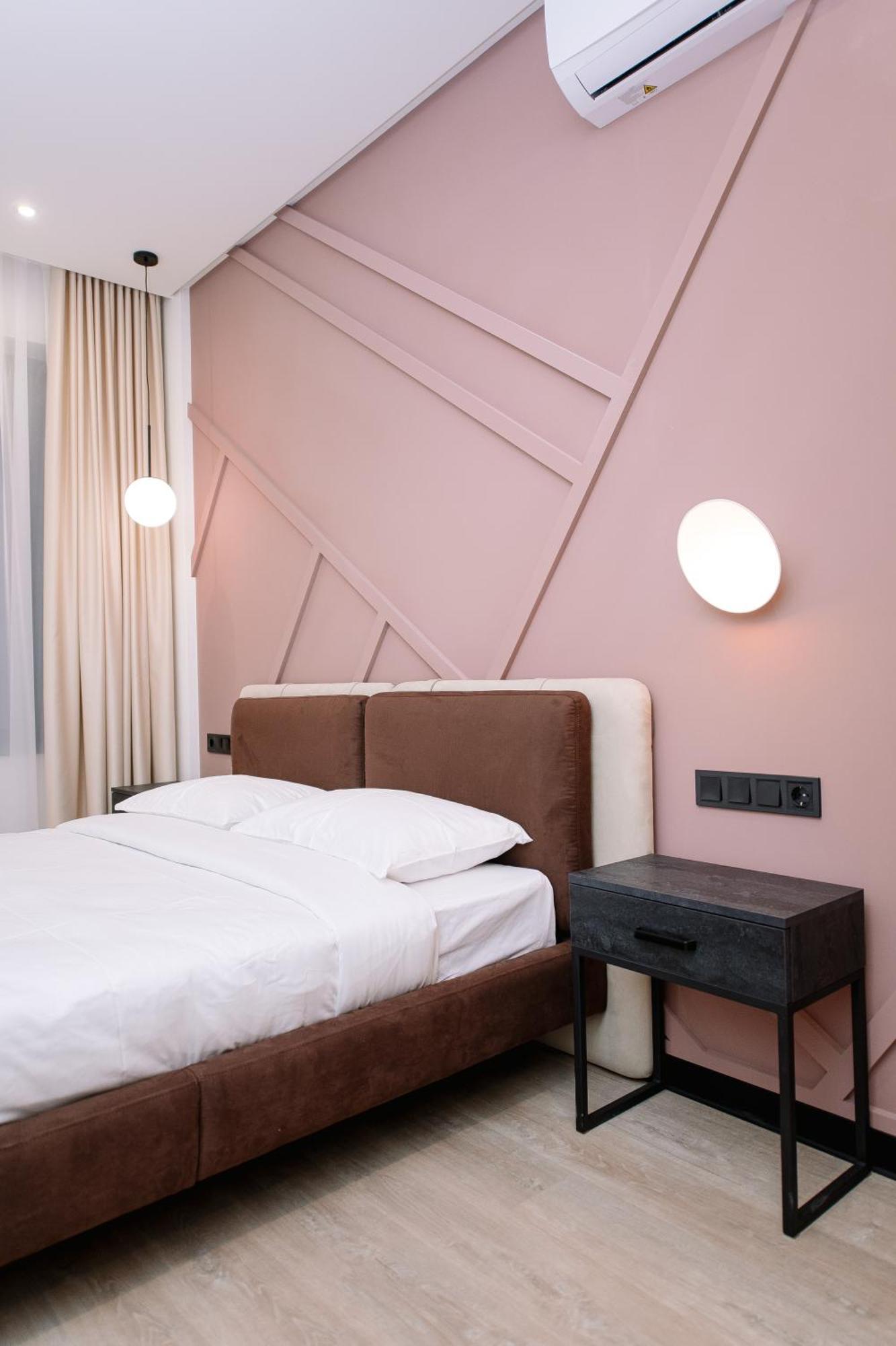 Select Hotel Leopoli Esterno foto